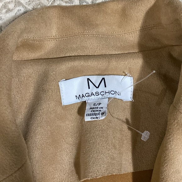 Mid length Jacket - Picture 4 of 6